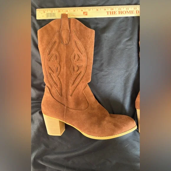Suede Western Block Heel Boots - Brown Women’s Size 11 Cowgirl Western - Picture 6 of 12